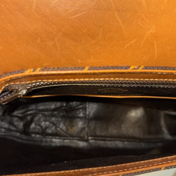 Vintage Gucci Should bag - Picture 10 of 16